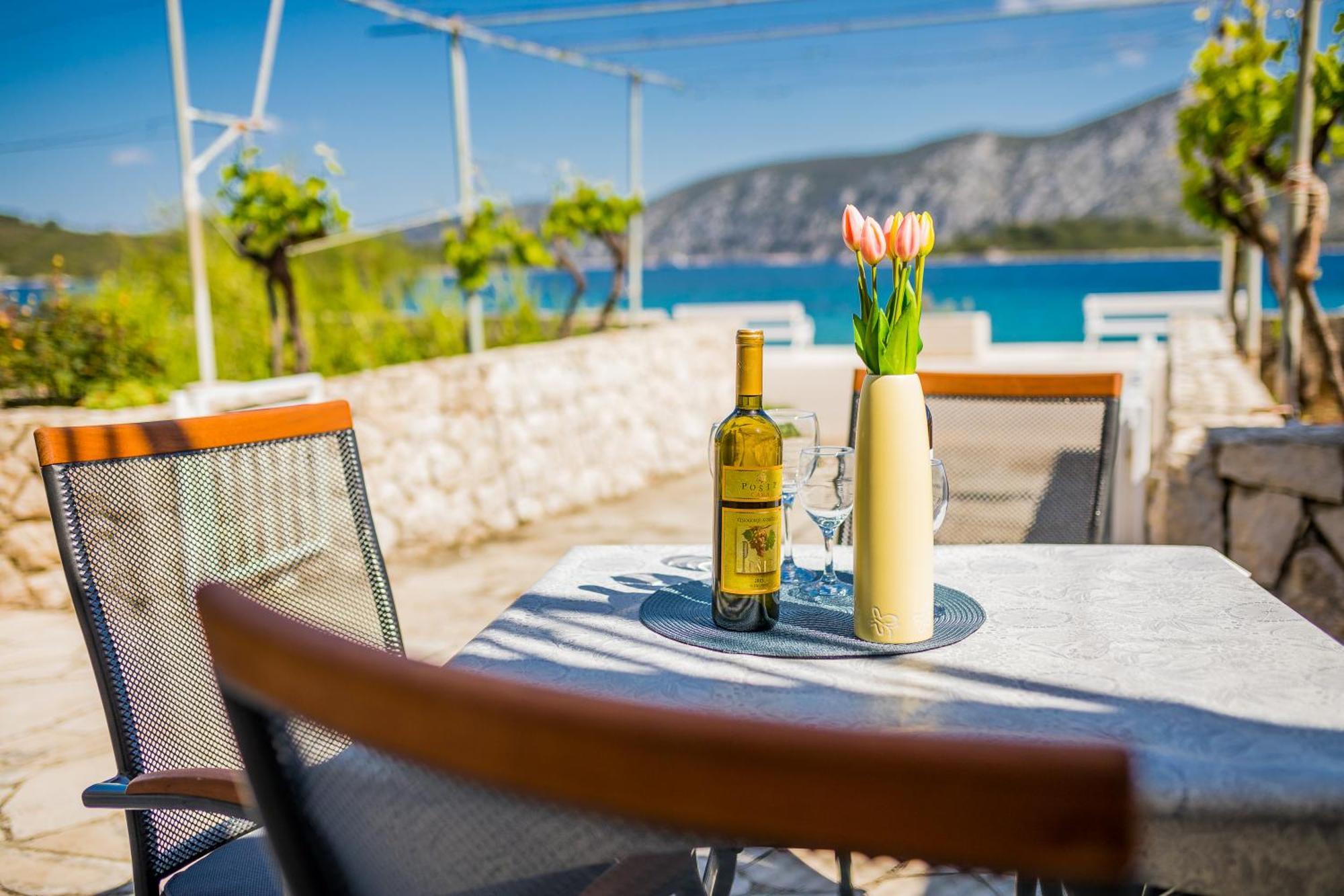 Apartment Kneze Račišće Esterno foto