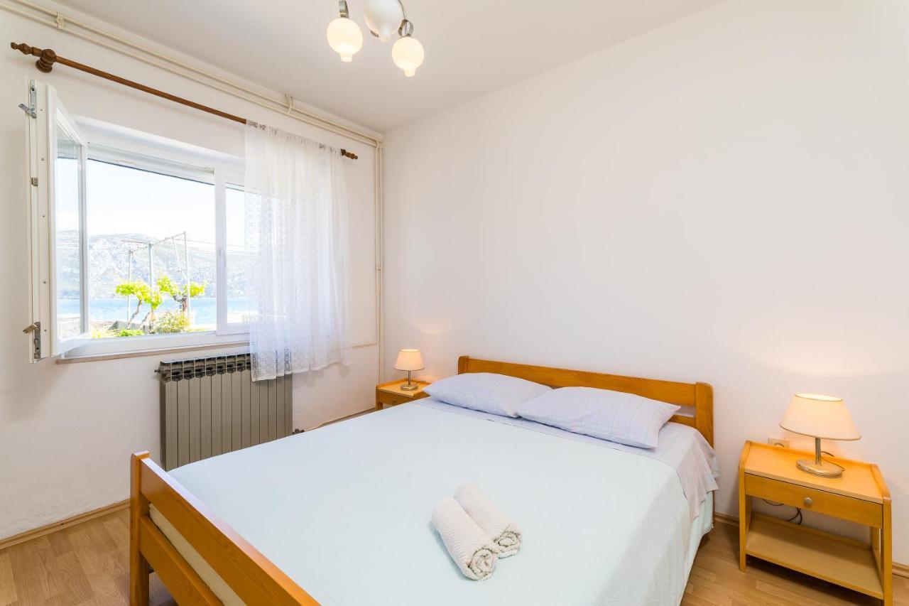 Apartment Kneze Račišće Esterno foto